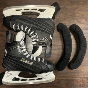 Bauer Nexus 5000 Hockey Skates w/ blade covers